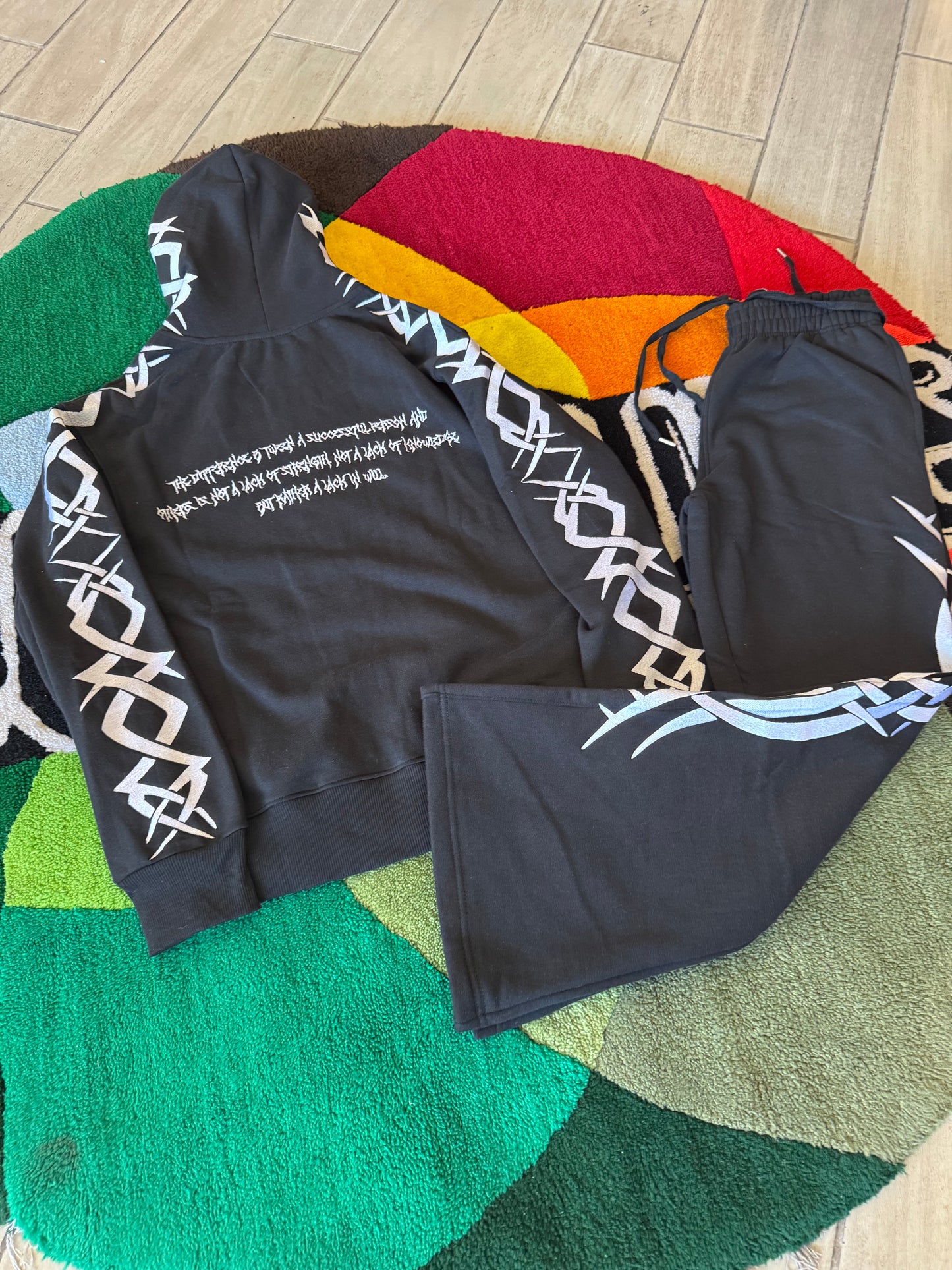 Neo tribal set
